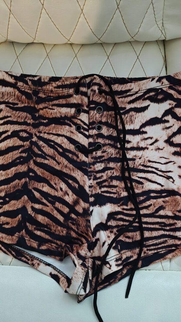 leopard print shorts print